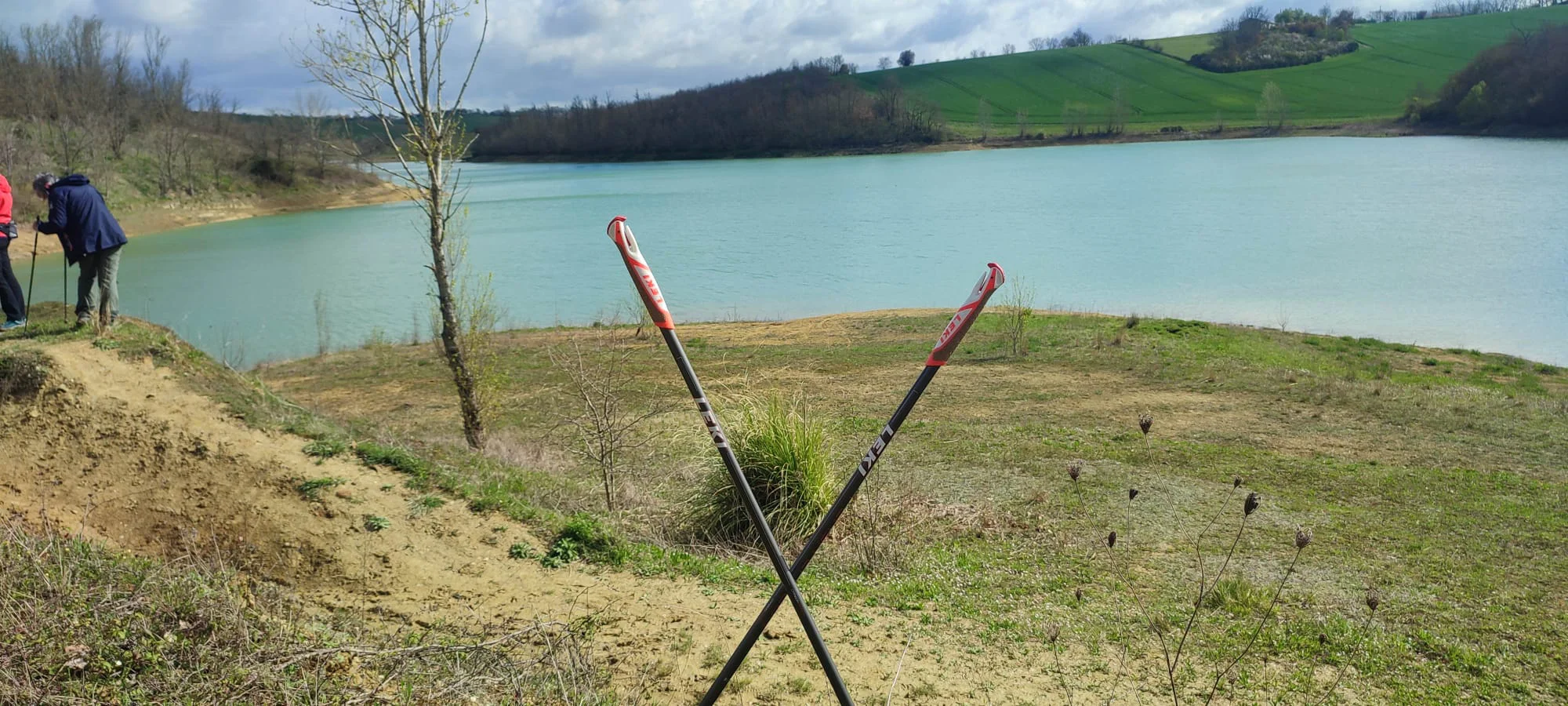 Pratique de la marche nordique - Elan Sport Nature